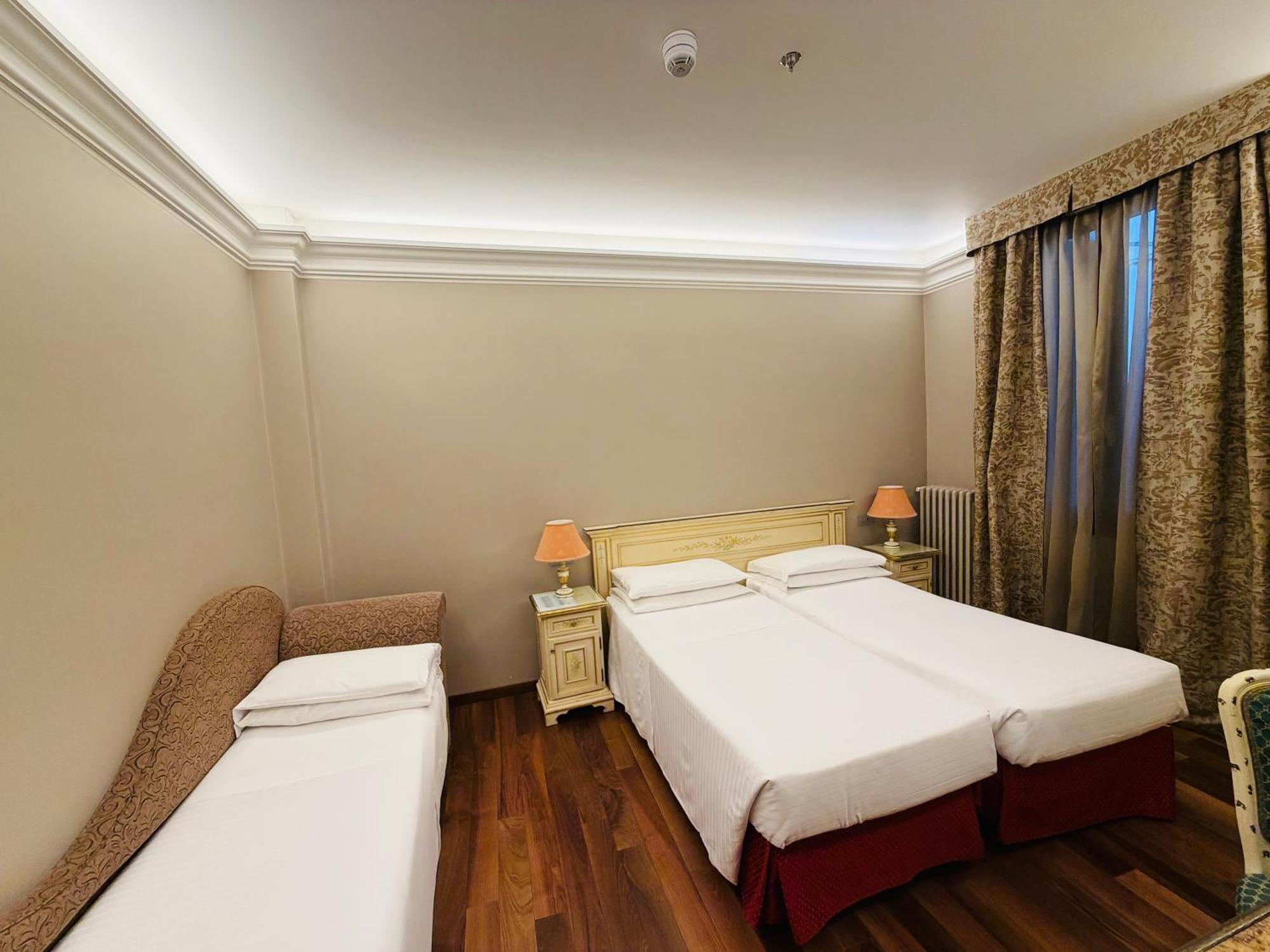 Classic Triple Room