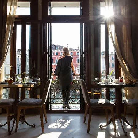 Riva Del Vin Boutique Hotel-2